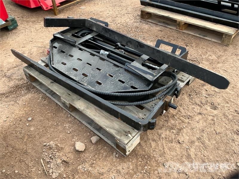  GIYI GY-SF60 60 in Skid Steer Forks (Unused) Forche