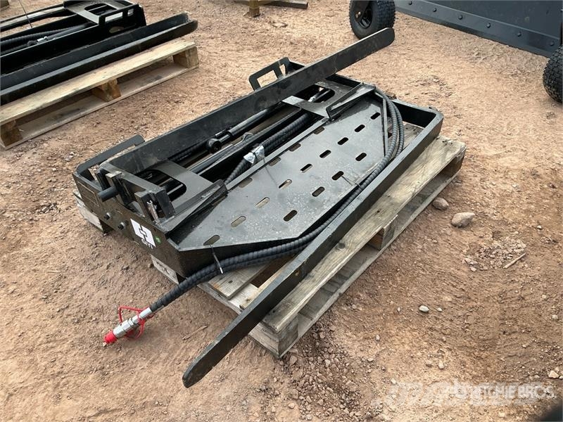  GIYI GY-SF60 60 in Skid Steer Forks (Unused) Forche