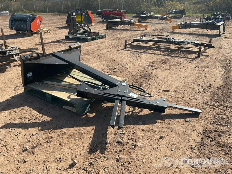 GIYI GY-STL75 75 in Skid Steer Tire Lifter (Unused Outros componentes
