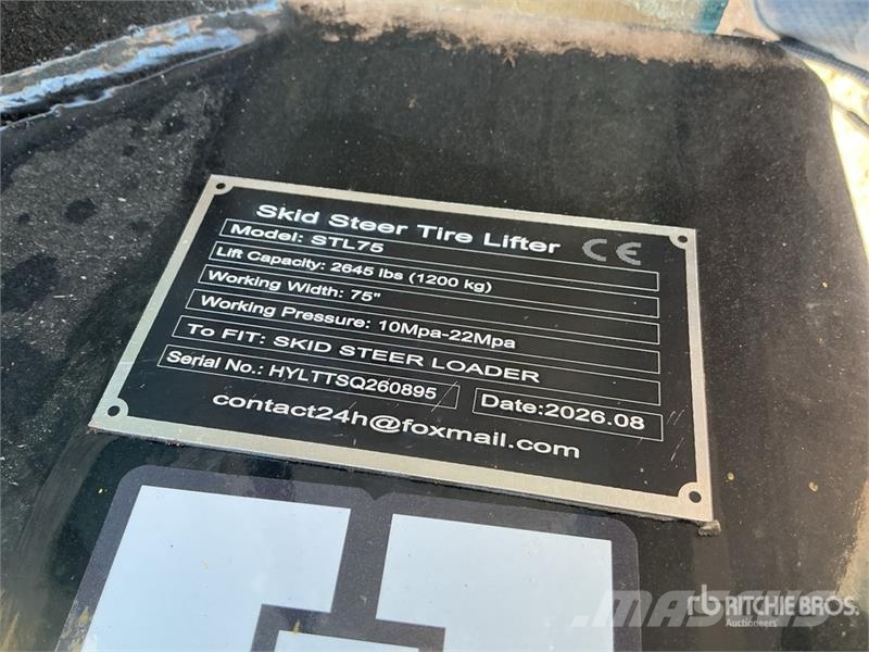 GIYI GY-STL75 75 in Skid Steer Tire Lifter (Unused Outros componentes