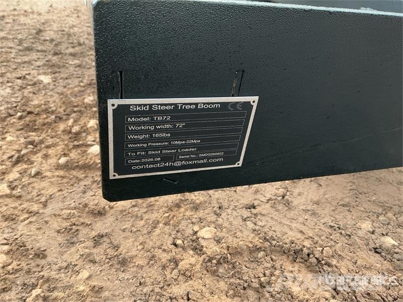 GIYI GY-TB72 72 in Skid Steer Tree Boom (Unused) Outros componentes