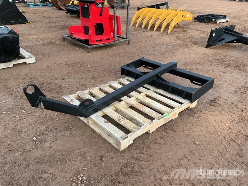 GIYI GY-TB72 72 in Skid Steer Tree Boom (Unused) Outros componentes