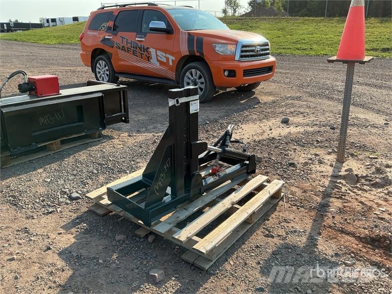 GIYI GY-TP45 25 in Skid Steer Post Puller (Unused) Drugi deli