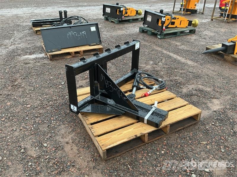  GIYI GY-TP45 25 in Skid Steer Post Puller (Unused) Drugi deli