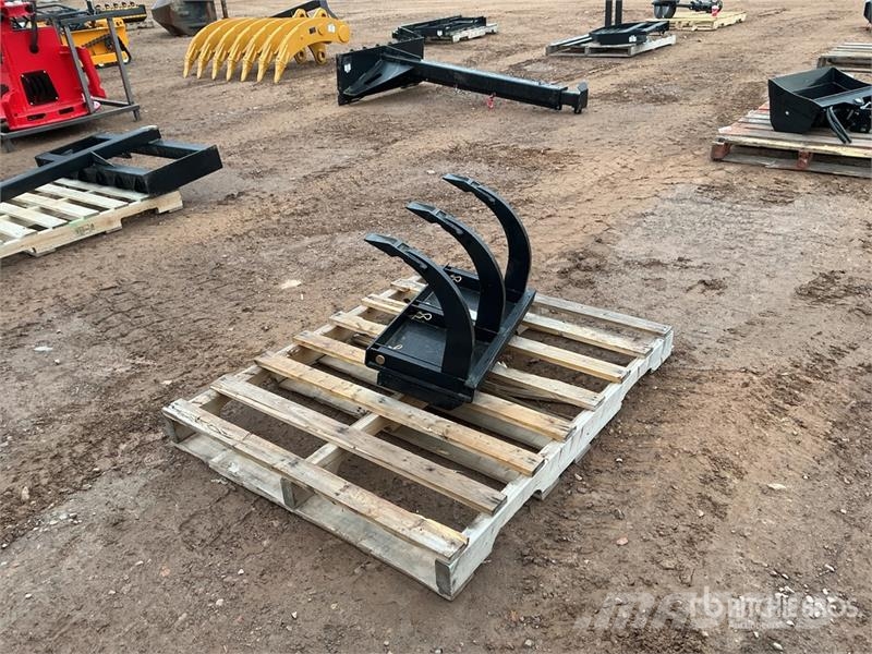 GIYI GY-TRP12 12 in Mini Skid Steer Ripper Scarifi Escarificadoras