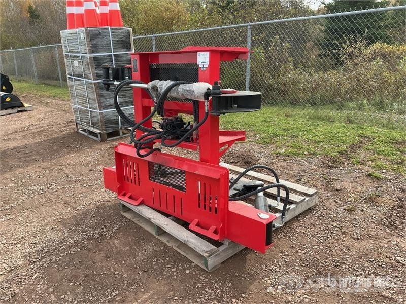 GIYI GY-TS75 29 in Skid Steer Tree Shear (Unused) Rivningssakser