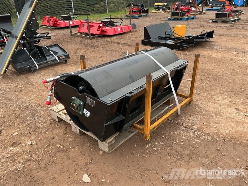 GIYI GY-VR59 59 in Skid Steer Vibratory Roller (Un Дорожные катки