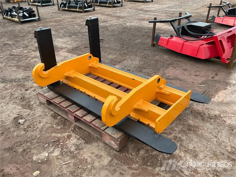 GIYI GY-WLF75 60 in Q/C Wheel Loader Forks (Unused Vilice