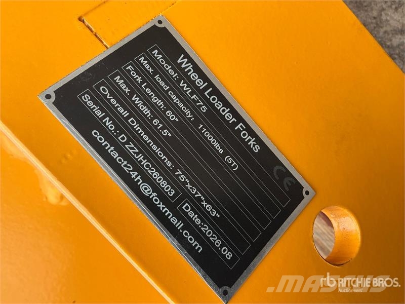 GIYI GY-WLF75 60 in Q/C Wheel Loader Forks (Unused Vilice