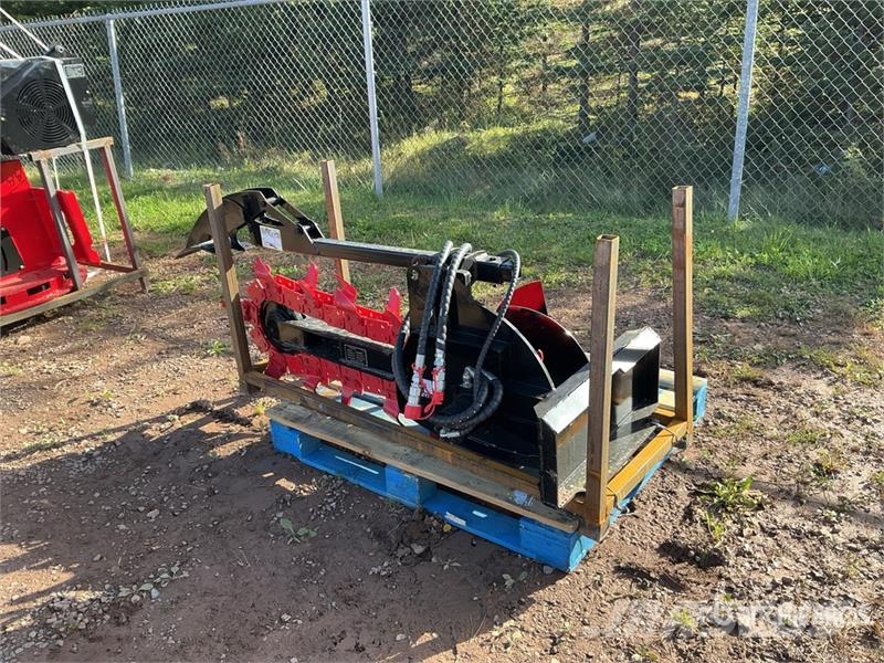 GIYI GY-X39 39 in Mini Skid Steer Trencher (Unused Valetadeiras