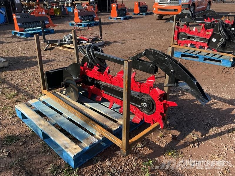 GIYI GY-X39 39 in Mini Skid Steer Trencher (Unused Valetadeiras