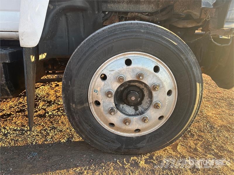 GMC C6500 4x2 Truck Kita
