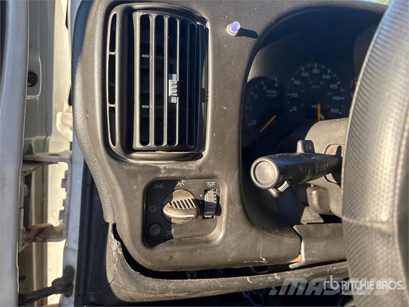 GMC C6500 4x2 Truck Kita