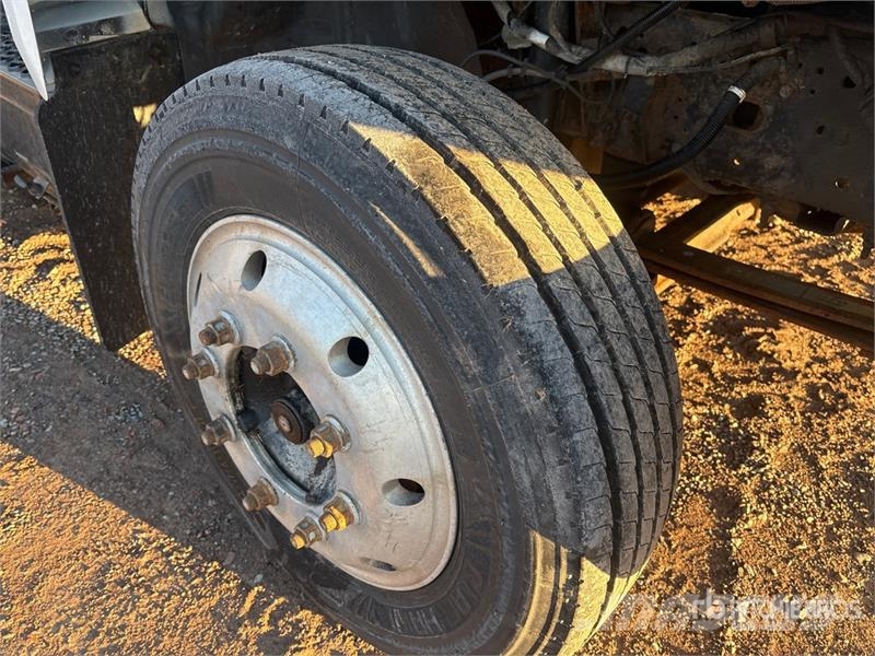 GMC C6500 4x2 Truck Kita