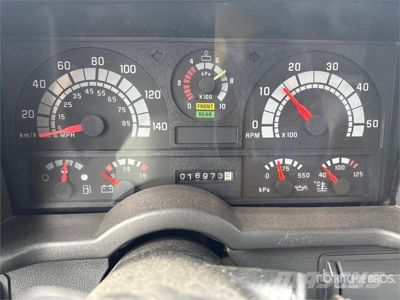 GMC C7500 4x2 Fire Truck Camion Pompieri