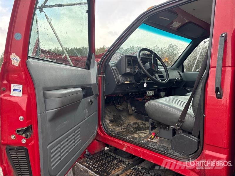 GMC C7500 4x2 Fire Truck Camion Pompieri