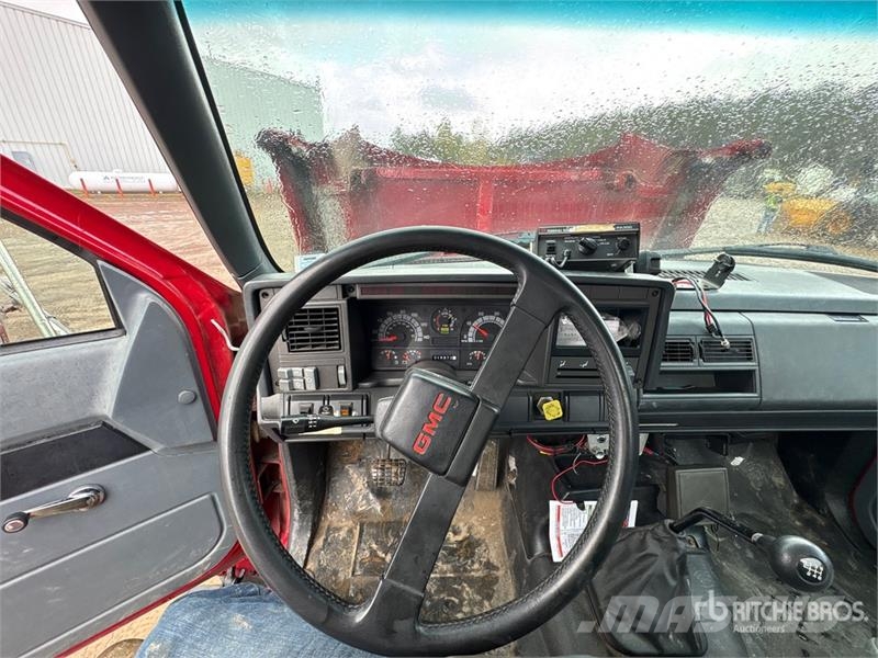 GMC C7500 4x2 Fire Truck Camion Pompieri