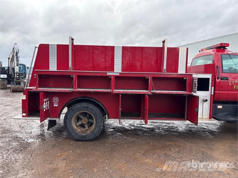 GMC C7500 4x2 Fire Truck Camion Pompieri
