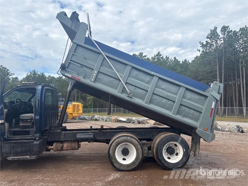 GMC C8500 Camion ribaltabili