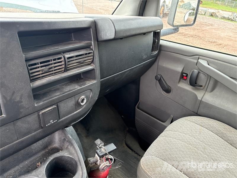 GMC G4500 Van Truck Caminhões baú