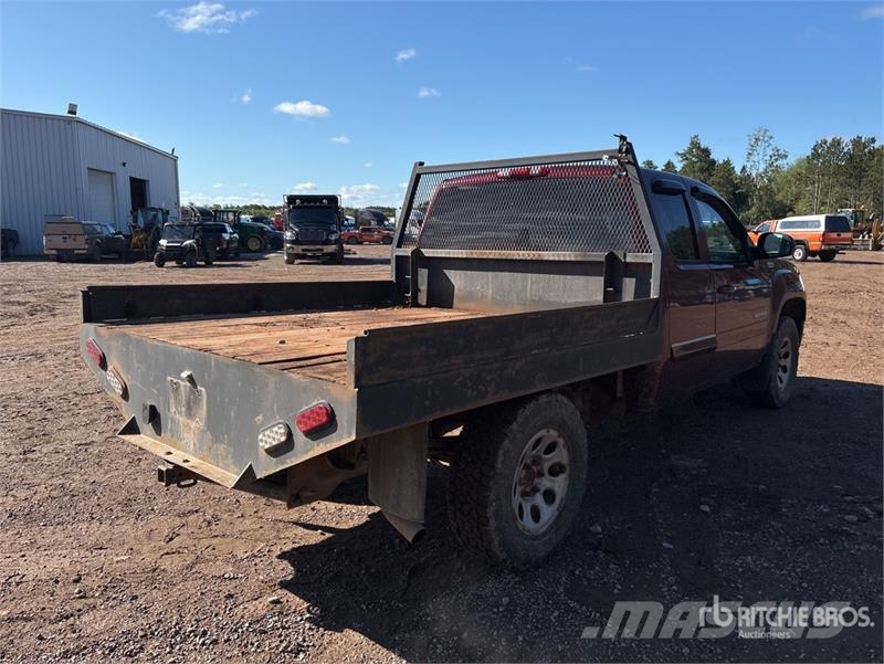 GMC Sierra 1500 Pritschenwagen/Pritschenwagen mit Seitenklappe