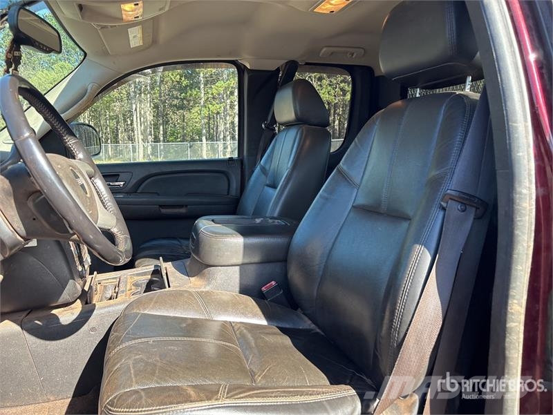 GMC Sierra 1500 Pritschenwagen/Pritschenwagen mit Seitenklappe