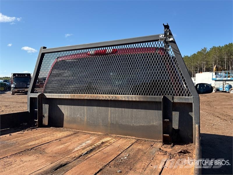 GMC Sierra 1500 Pritschenwagen/Pritschenwagen mit Seitenklappe