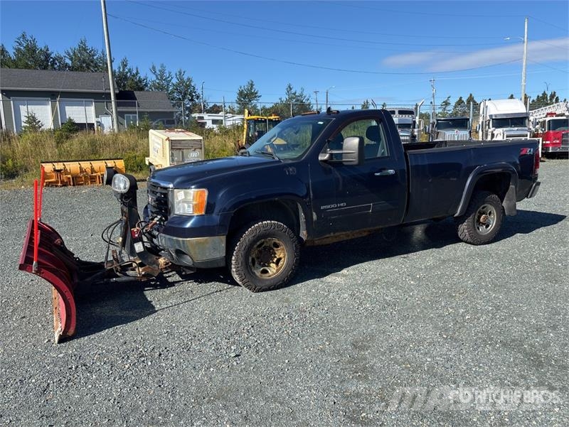 GMC Sierra 2500HD Прочие фургоны
