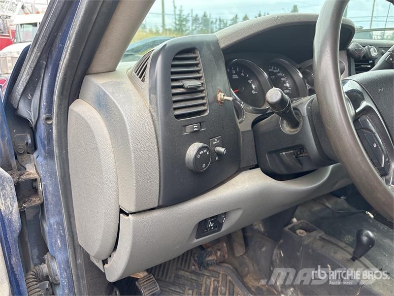 GMC Sierra 2500HD Muu