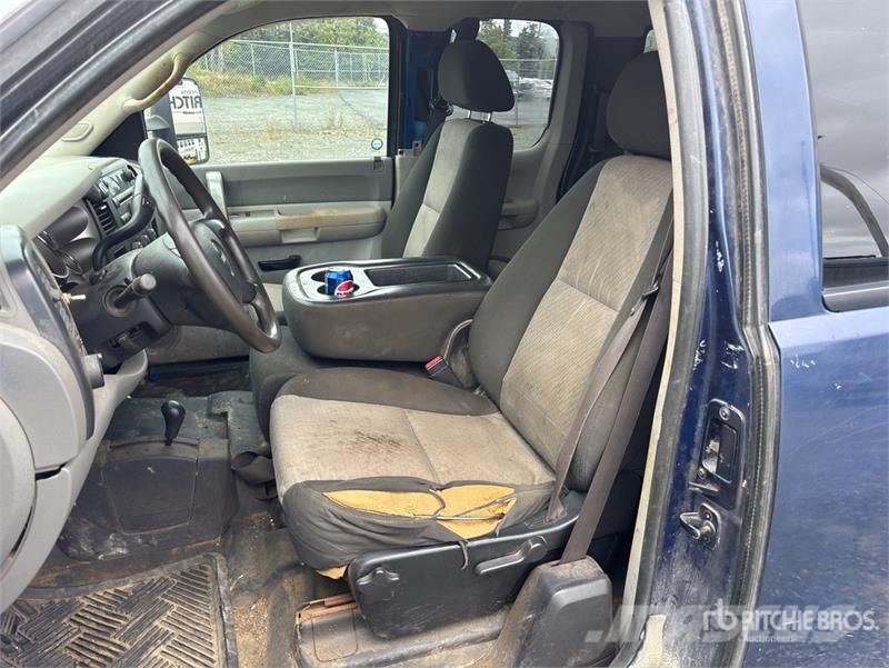 GMC Sierra 2500HD Muu