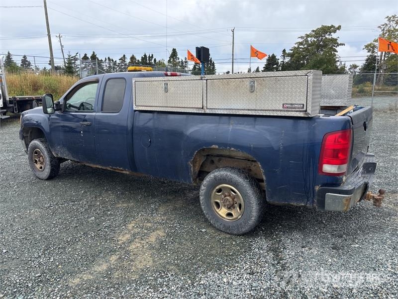 GMC Sierra 2500HD Muu