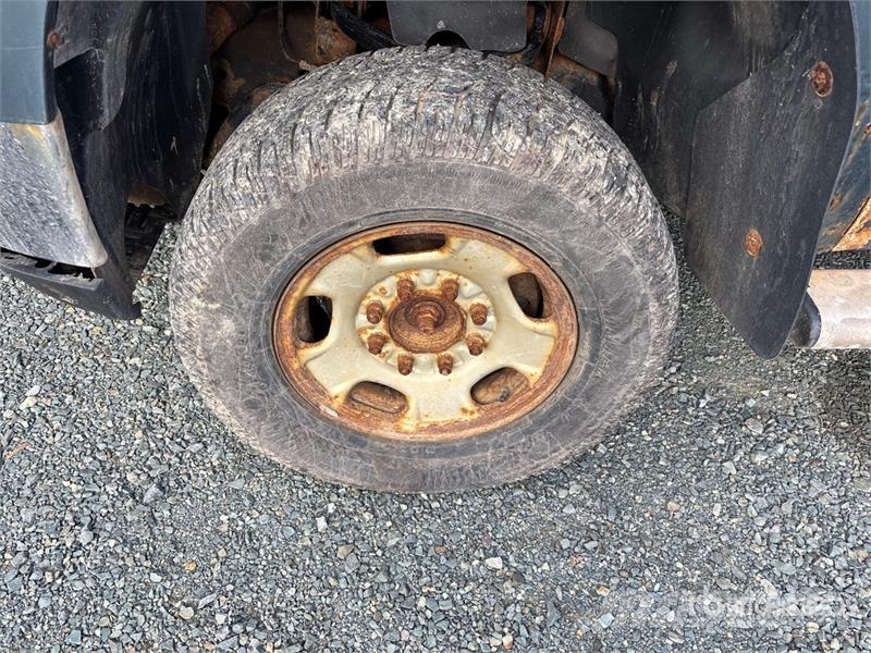 GMC Sierra 3500HD 4x4 Crew Cab Pickup Other