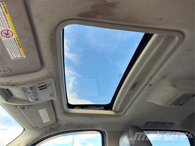 GMC Sierra 3500HD 4x4 Crew Cab Pickup Other