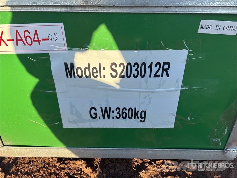 Gold Mountain 20 ft x 30 ft Container Shelter (Unu Gradbeništvo - drugo