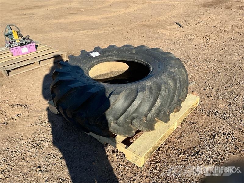 Goodyear 18.4-24 Tractor Tires Tyres, wheels and rims
