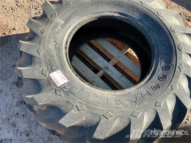 Goodyear 18.4-24 Tractor Tires Tyres, wheels and rims