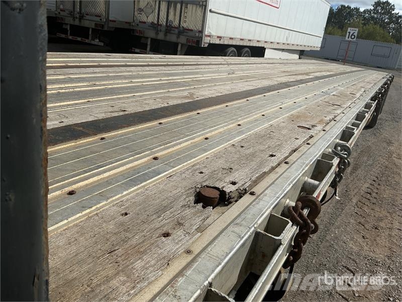 Great Dane 50 ft Tri/A Step Deck Trailer Lavetit
