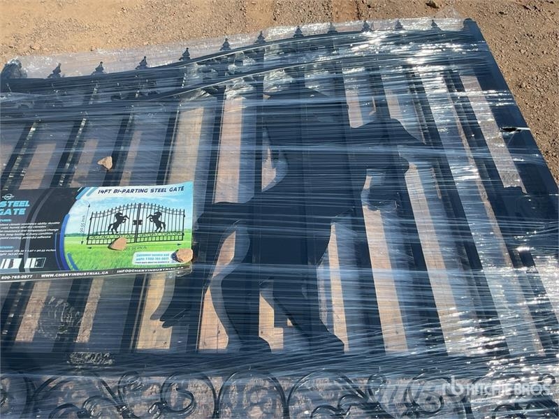 Greatbear 14 ft x 7 ft 7 in Wrought Iron Bi-Partin Lauksaimniecība- Citi