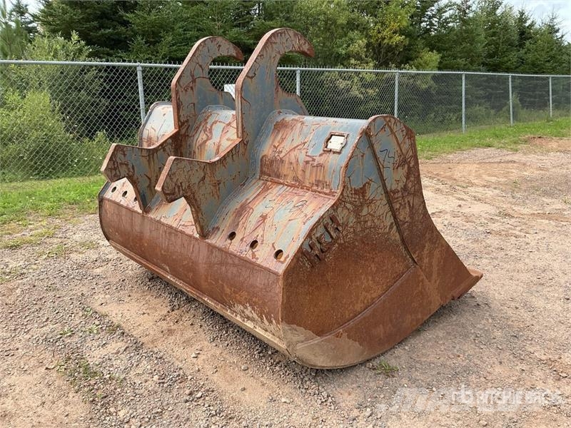 H & H & 82 in 4 cyd Q/C Cleanup Excavator Bucket 挖斗