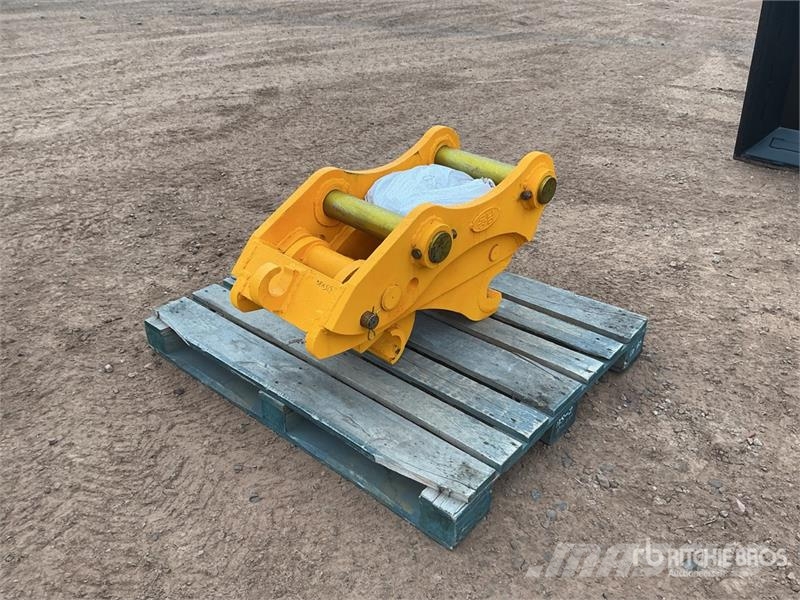 Handy HEC320 Excavator Coupler - Fits Cat 320 (Unused) Pikakytkimet