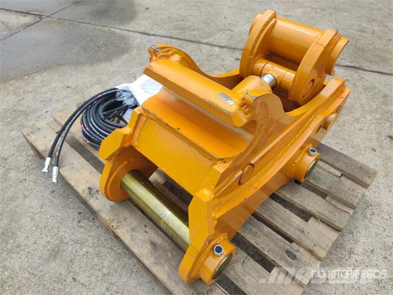 Handy HEC320 Excavator Coupler - Fits Cat 320 (Unused) Quick connectors
