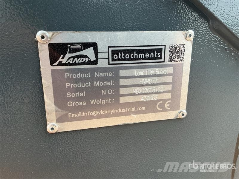 Handy HNHB72 72 in Skid Steer Power Rake (Unused) مكابس وميبسات التبن