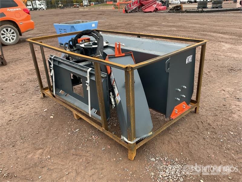 Handy HNSB72 72 in Skid Steer Snowblower (Unused) Lançadores de neve
