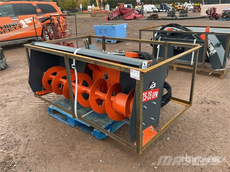 Handy HNSB72 72 in Skid Steer Snowblower (Unused) Lançadores de neve