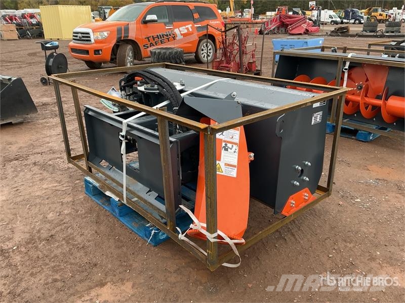 Handy HNSB72 72 in Skid Steer Snowblower (Unused) Lançadores de neve