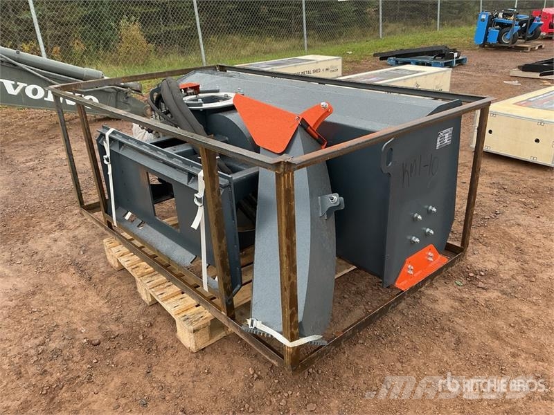Handy HNSB72 72 in Skid Steer Snowblower (Unused) Sneeuwblazers