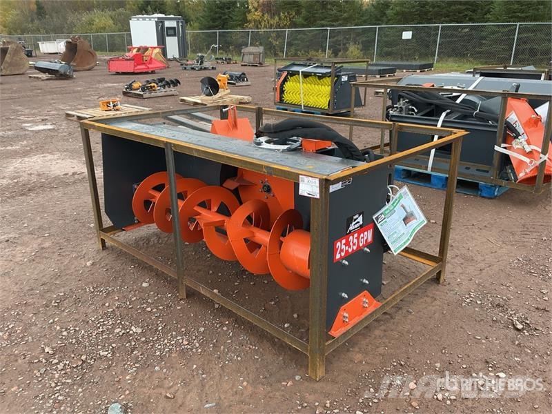 Handy HNSB72 72 in Skid Steer Snowblower (Unused) Lançadores de neve