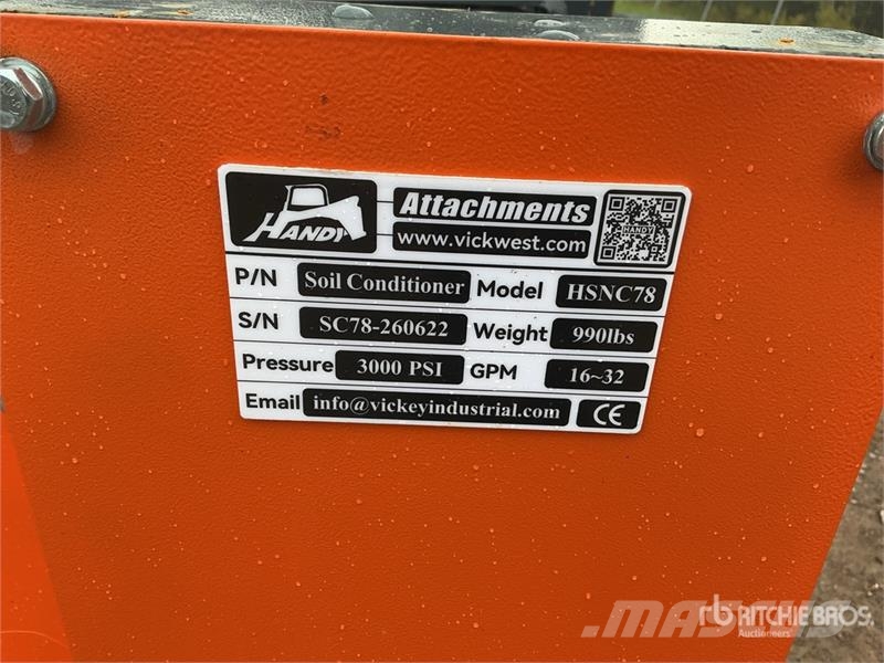 Handy HSNC78 78 in Skid Steer Power Rake (Unused) Ancinhos e espalhadores de feno