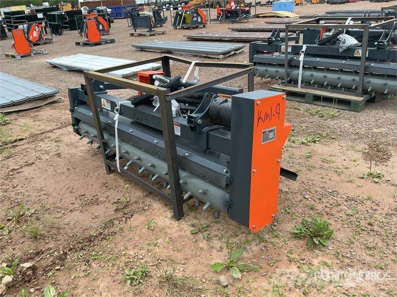 Handy HSNC78 78 in Skid Steer Power Rake (Unused) مكابس وميبسات التبن