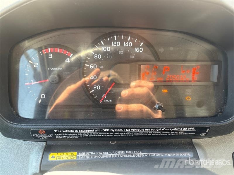 Hino 195 Fast kasse